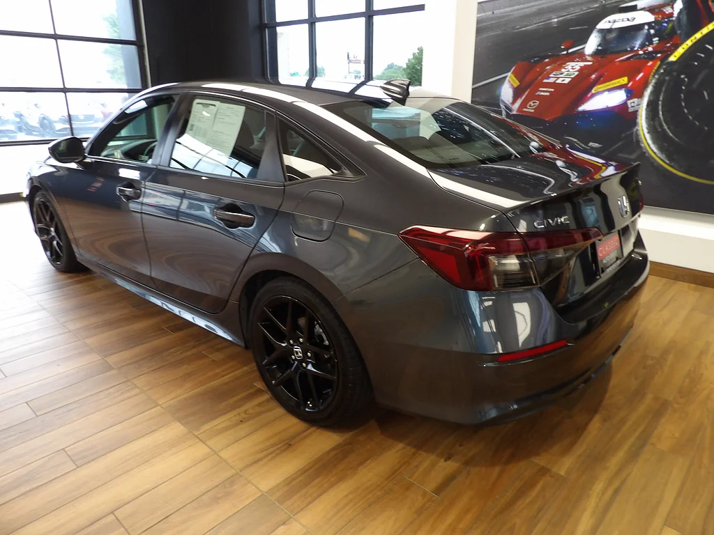 Used 2025 GRAY Honda Sport image 8