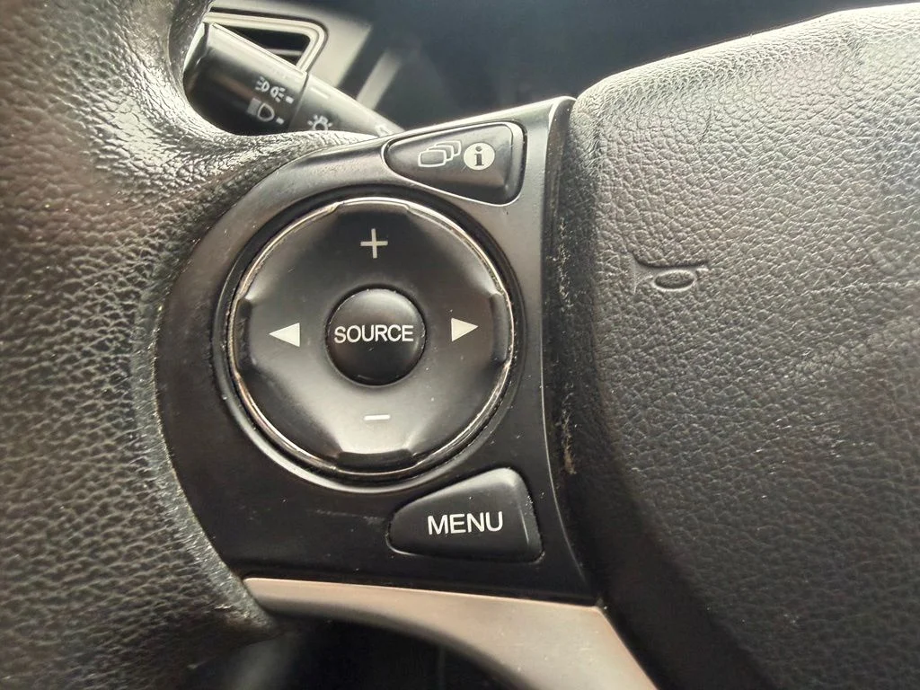 Used 2014 Black Honda LX image 22