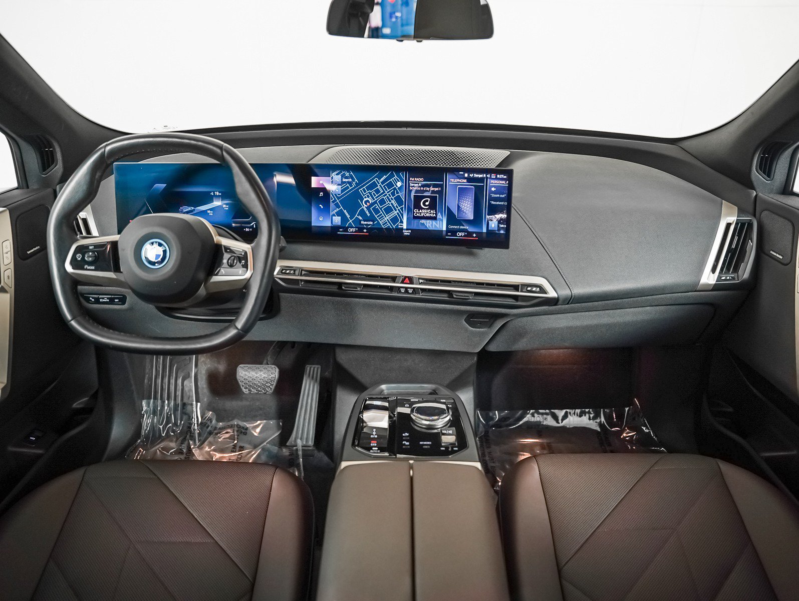 Used 2023 Blue BMW xDrive50 image 8