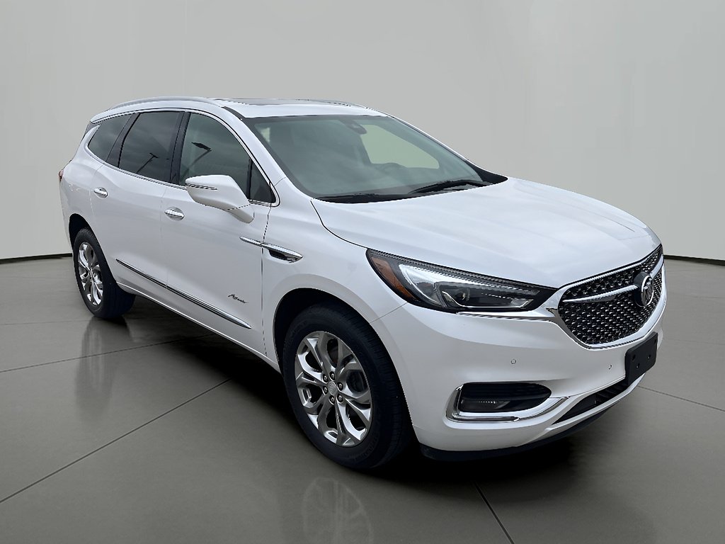 Used 2020 WHITE FROST TRICOAT Buick Avenir image 7