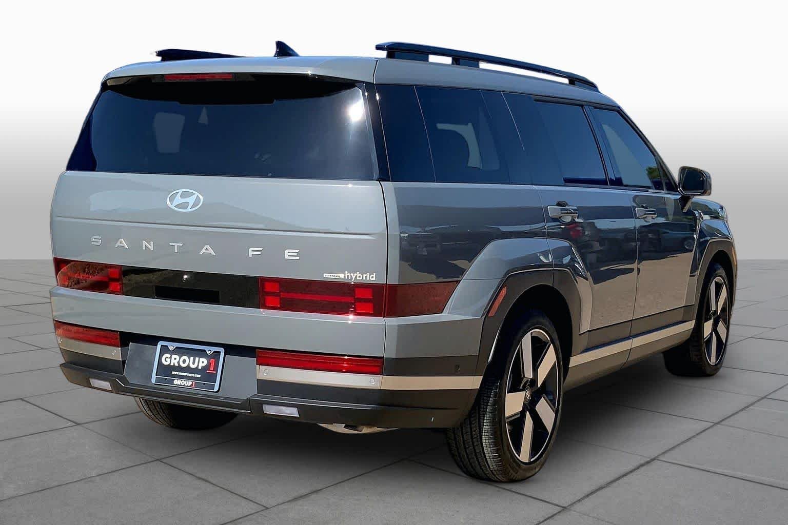Used 2025 Hampton Gray Hyundai Limited image 13