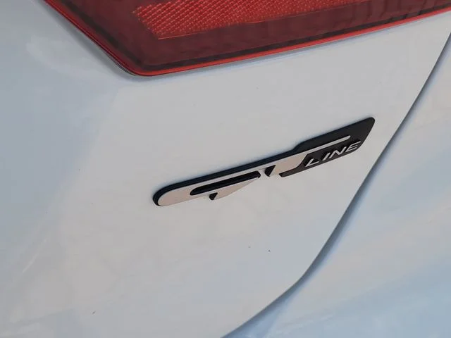 Used 2024  Kia GT-Line image 10