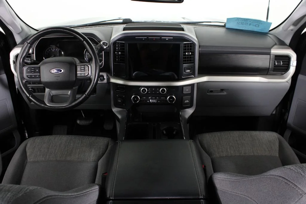 Used 2022 Black Metallic Ford XLT image 24