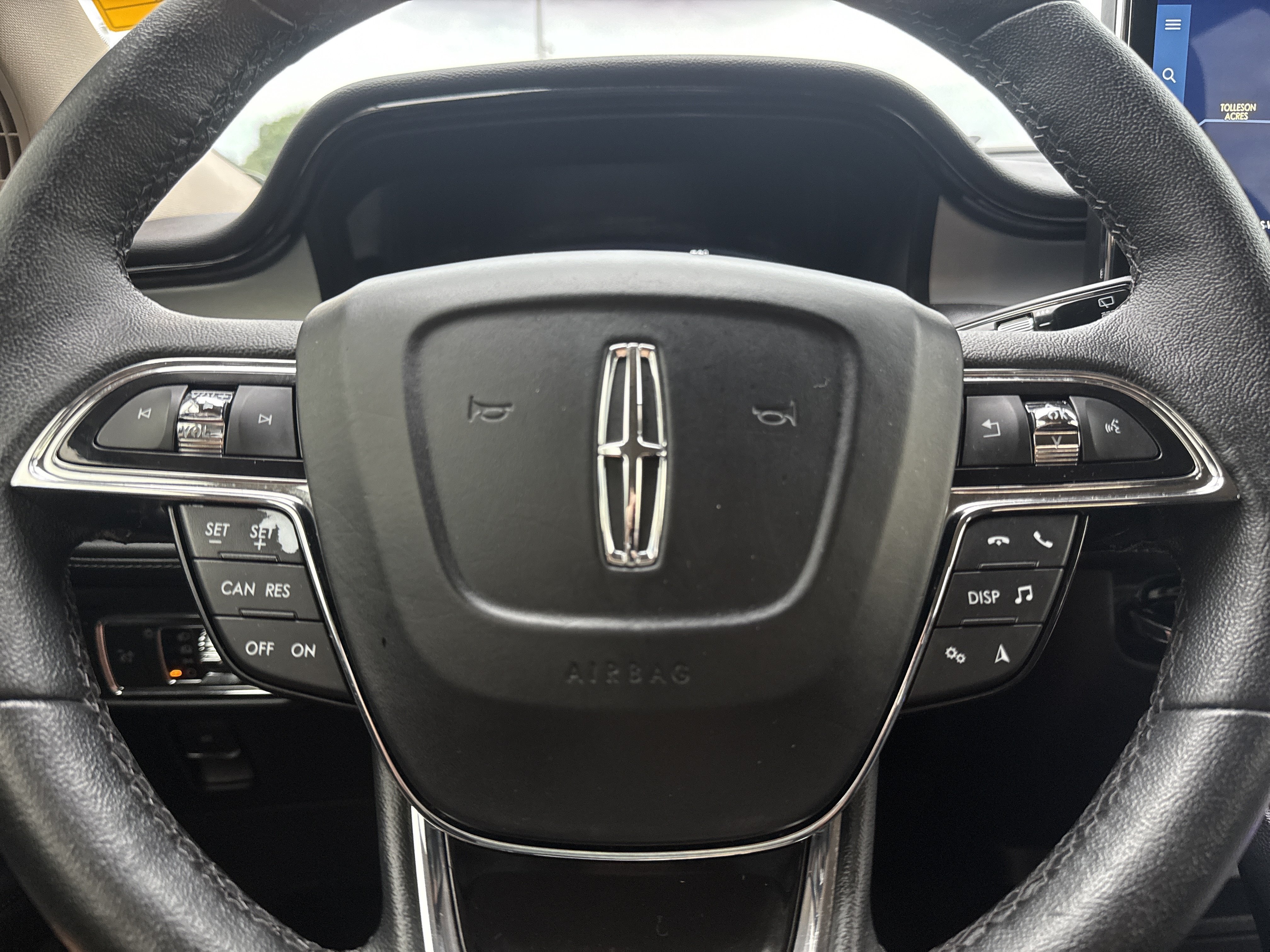 Used 2022 Silver Lincoln Standard image 21