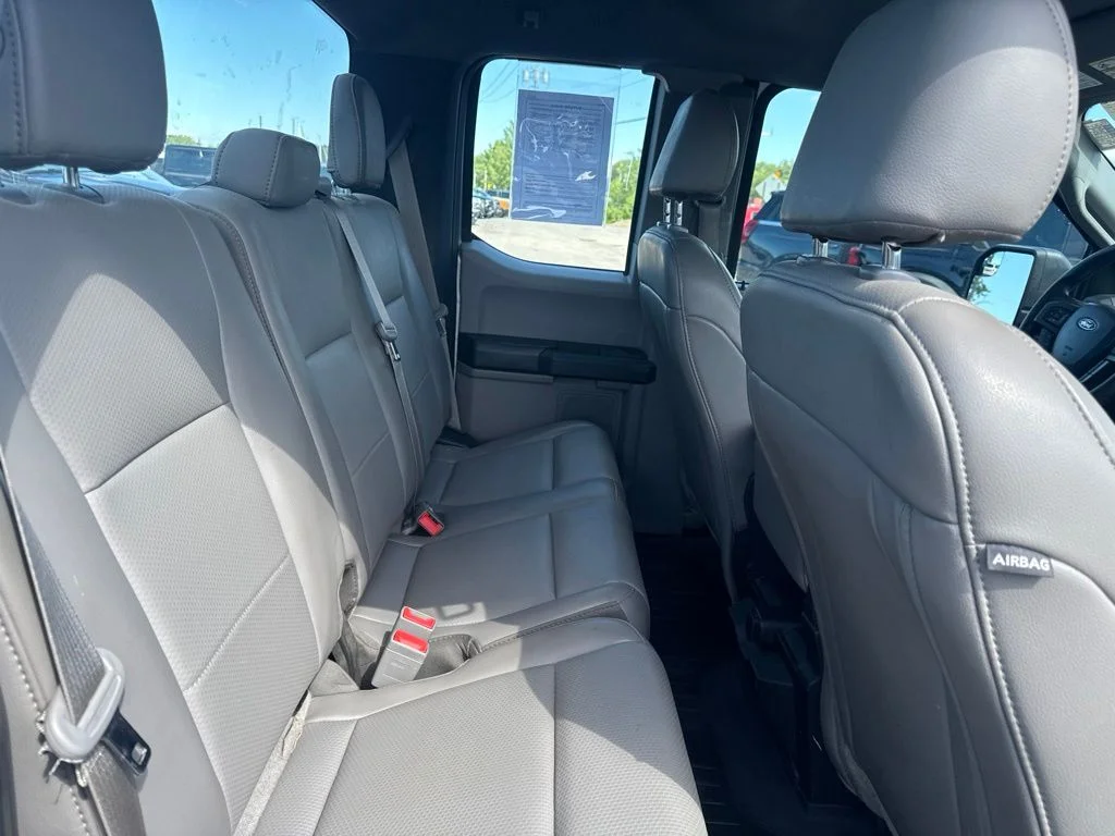 Used 2019 Silver Ford XL image 36