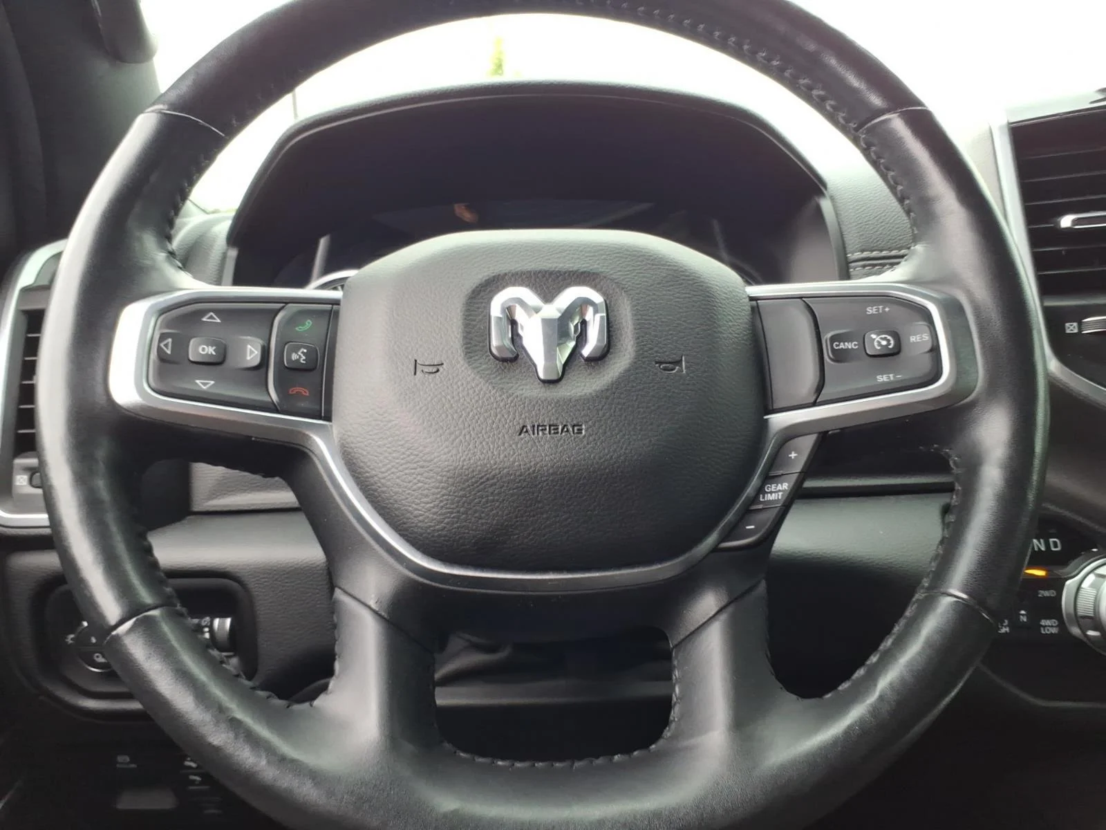 Used 2020 Bright White Clearcoat Ram Laramie image 27