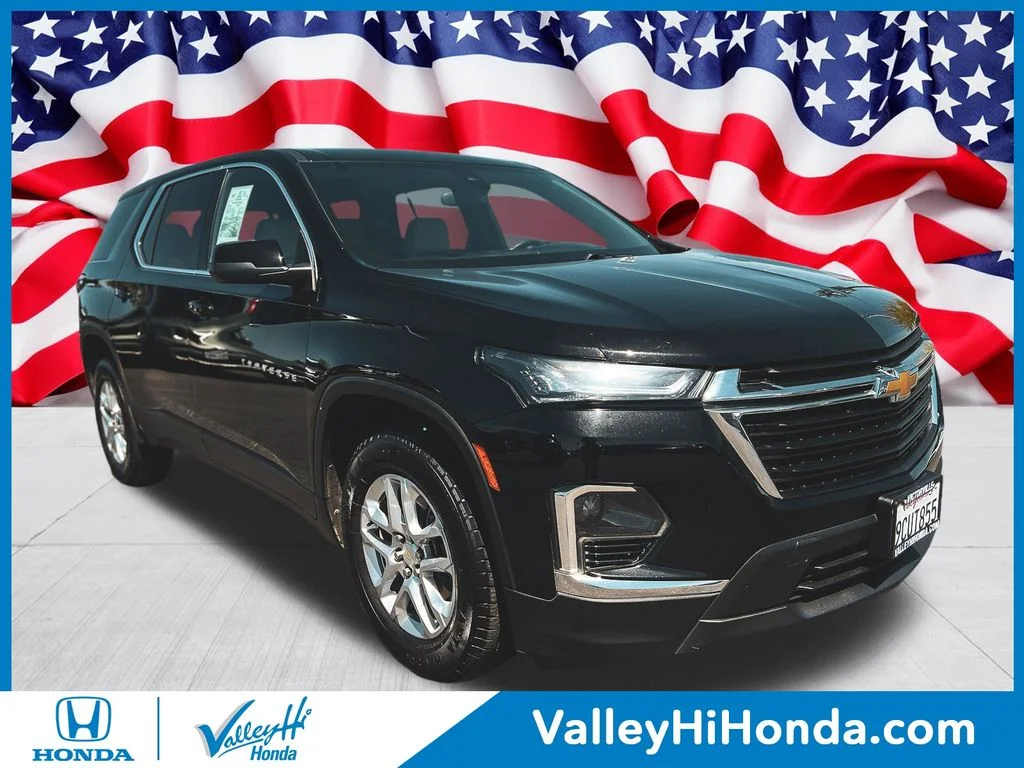 2023 Chevrolet Traverse FWD LS's photo