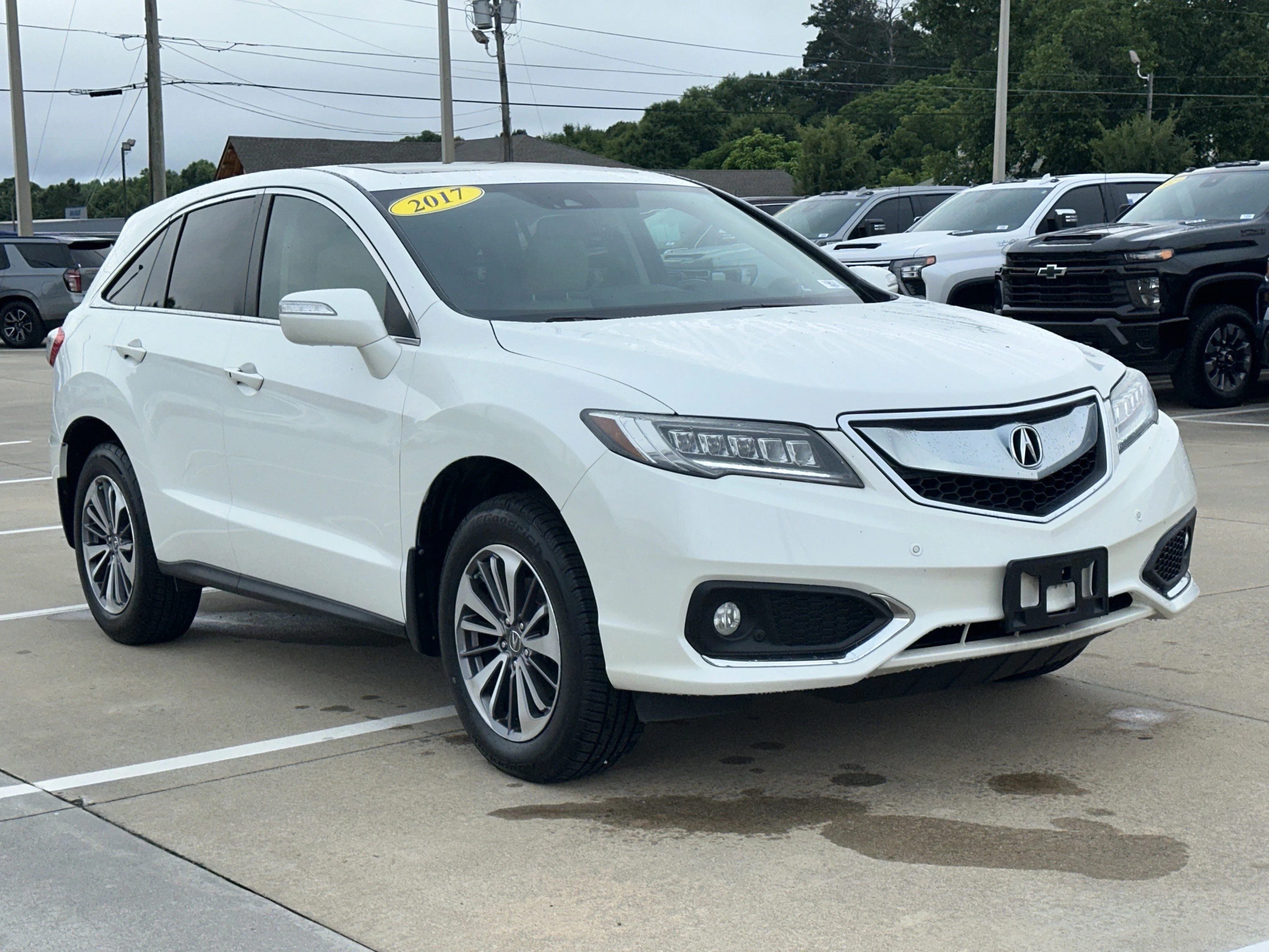 Used 2017 White Diamond Pearl Acura Advance Package image 3