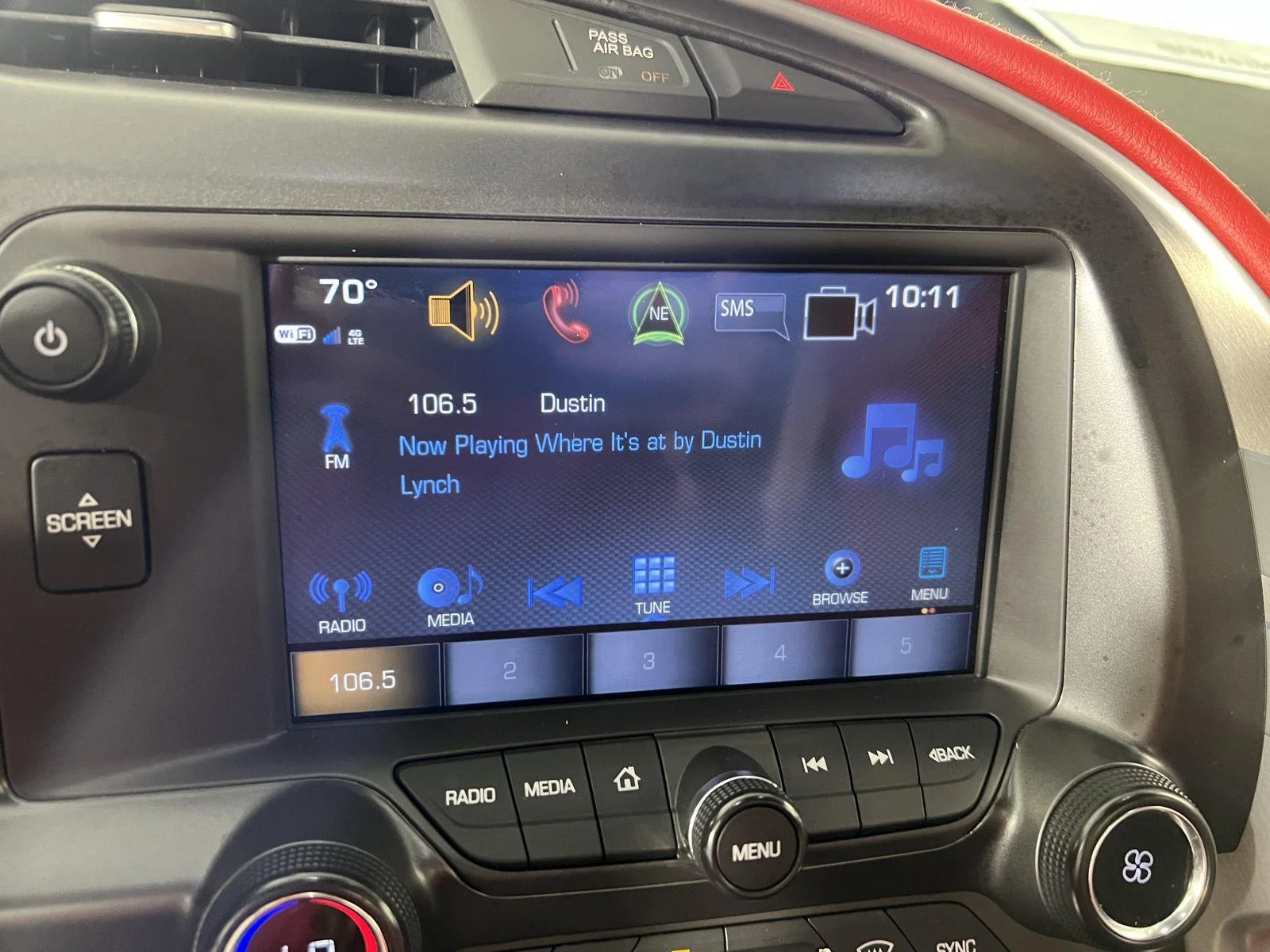 Used 2019 ARCTIC WHITE Chevrolet Grand Sport 2LT image 13