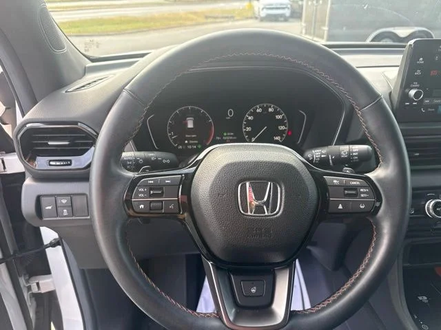 Used 2025  Honda TrailSport image 13