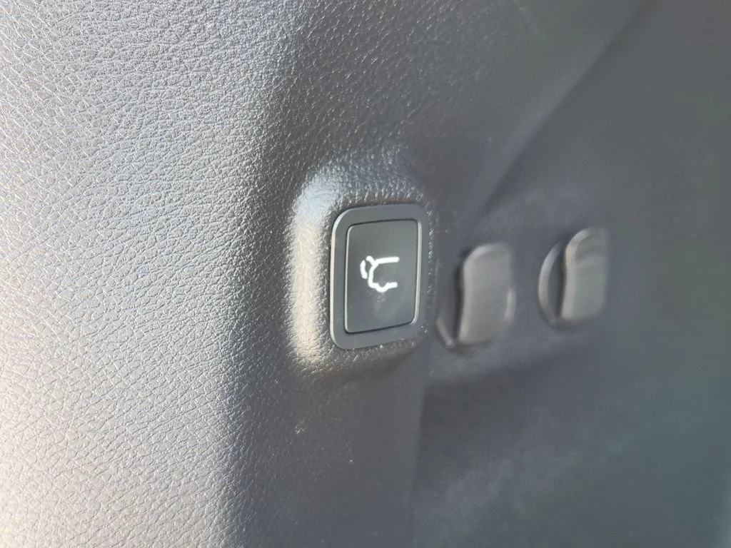 Certified Used 2021 Velvet Jeep Limited image 10