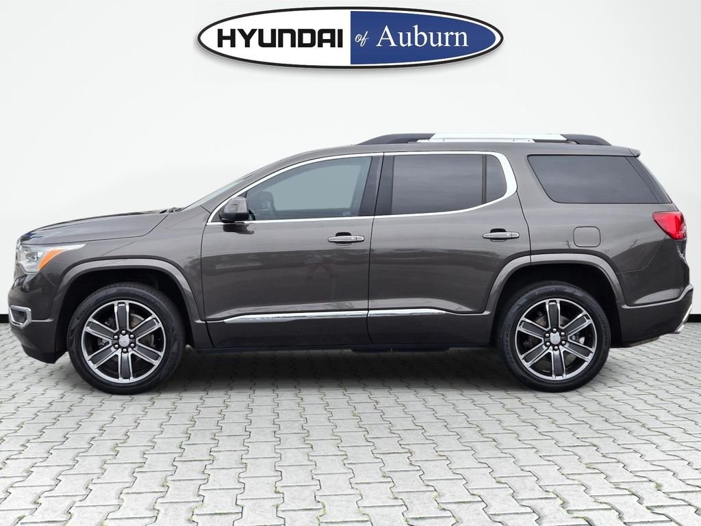 2019 GMC Acadia Denali - Photo 10