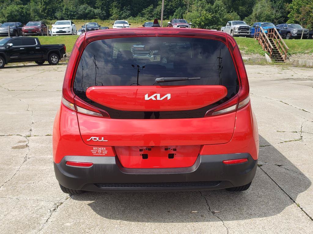 Used 2022 Inferno Red Kia LX image 4