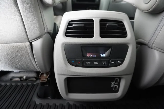 Used 2021 Blue Honda EX-L image 34
