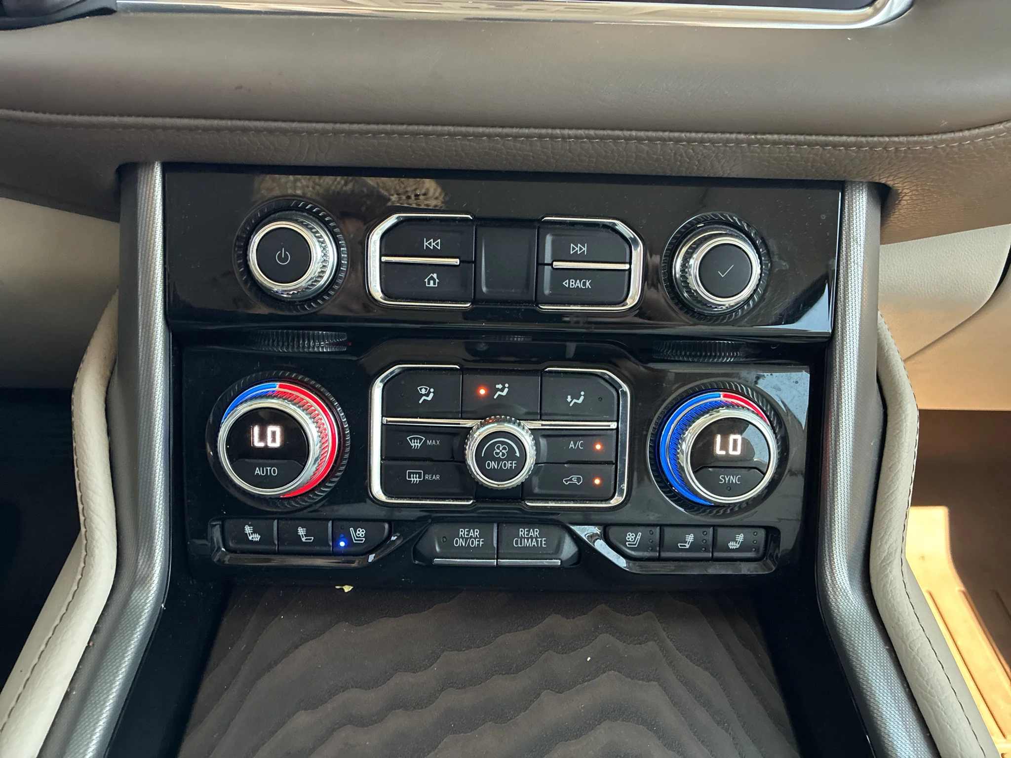 Certified Used 2023 Onyx Black GMC Denali image 28