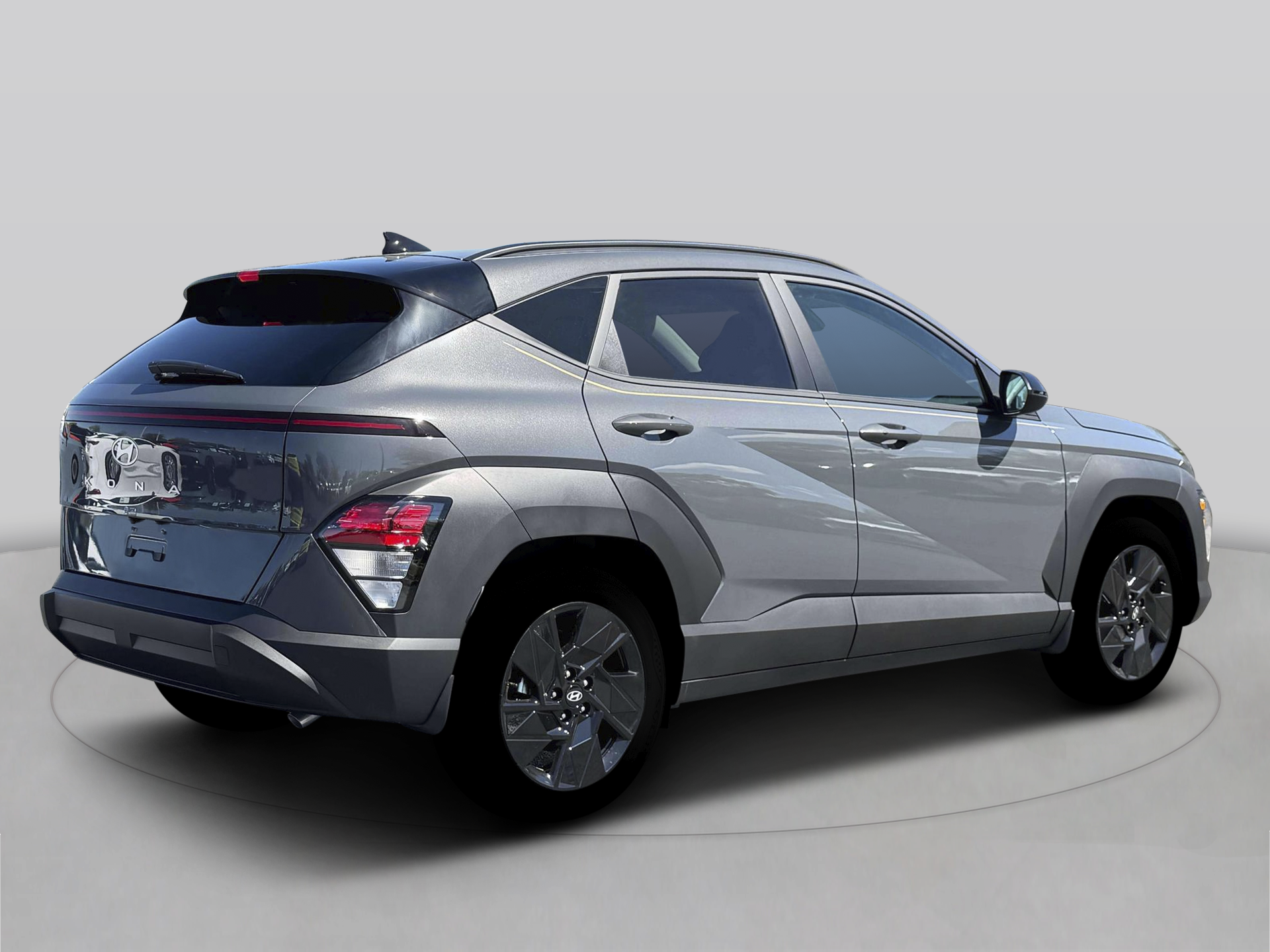 New 2026 Gray Hyundai SEL Sport FWD image 8