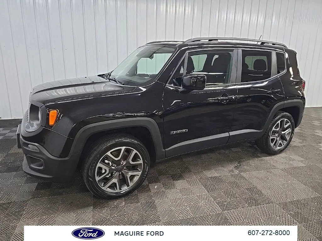 Used 2016 Black Jeep Latitude image 7