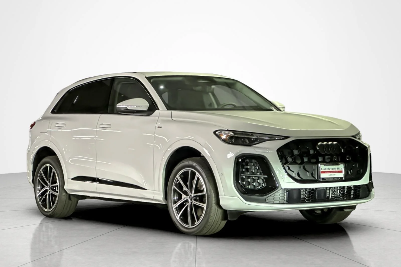 New 2026 Glacier White Metallic Audi Premium Plus 2.0 TFSI quattro image 2