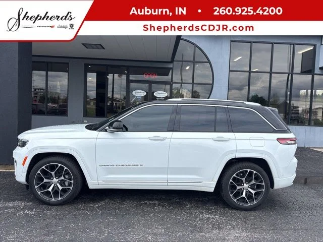 2023 Jeep Grand Cherokee Summit Reserve