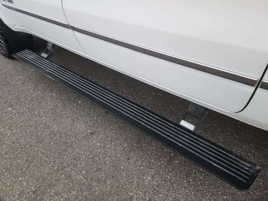 Used 2019 White Ram Limited image 12