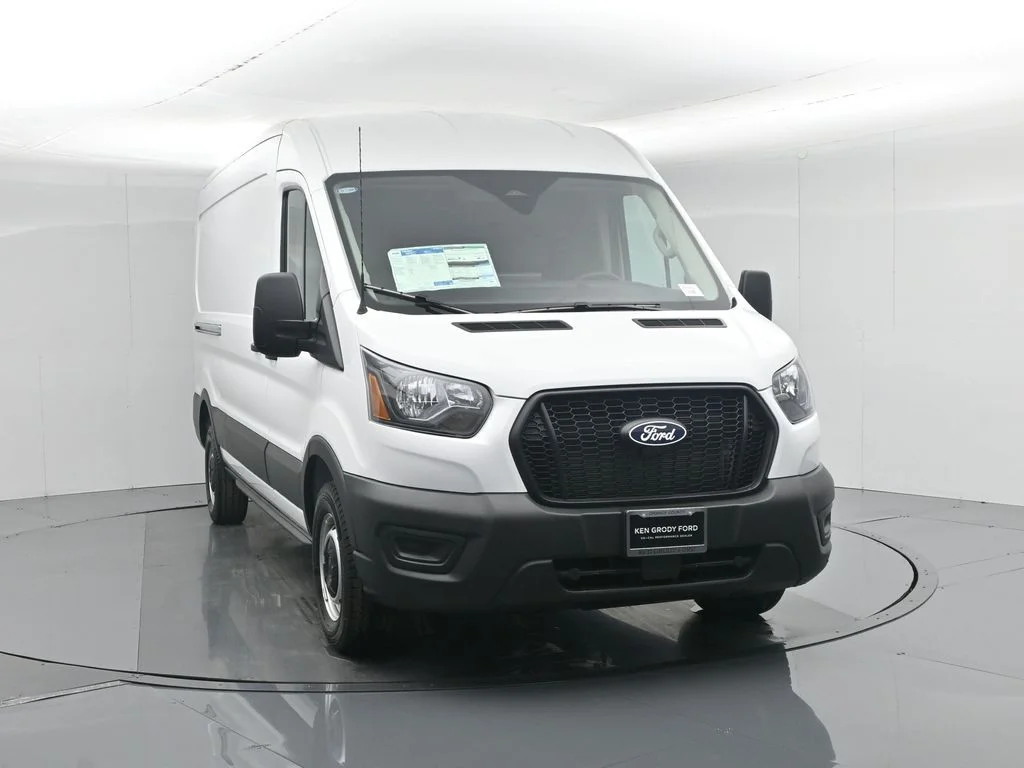 New 2026 White Ford Base image 50