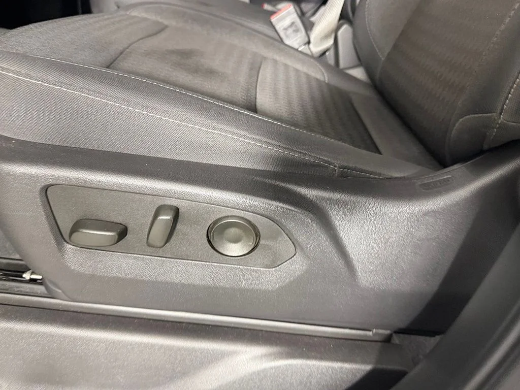 2025 Chevrolet Silverado 2500HD LT - Photo 23