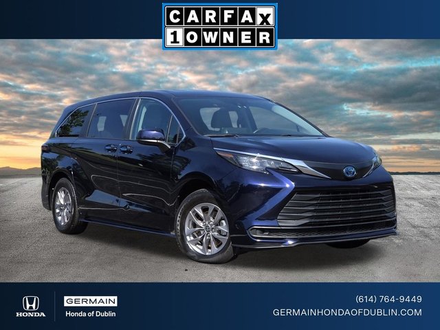2024 Toyota Sienna Hybrid LE