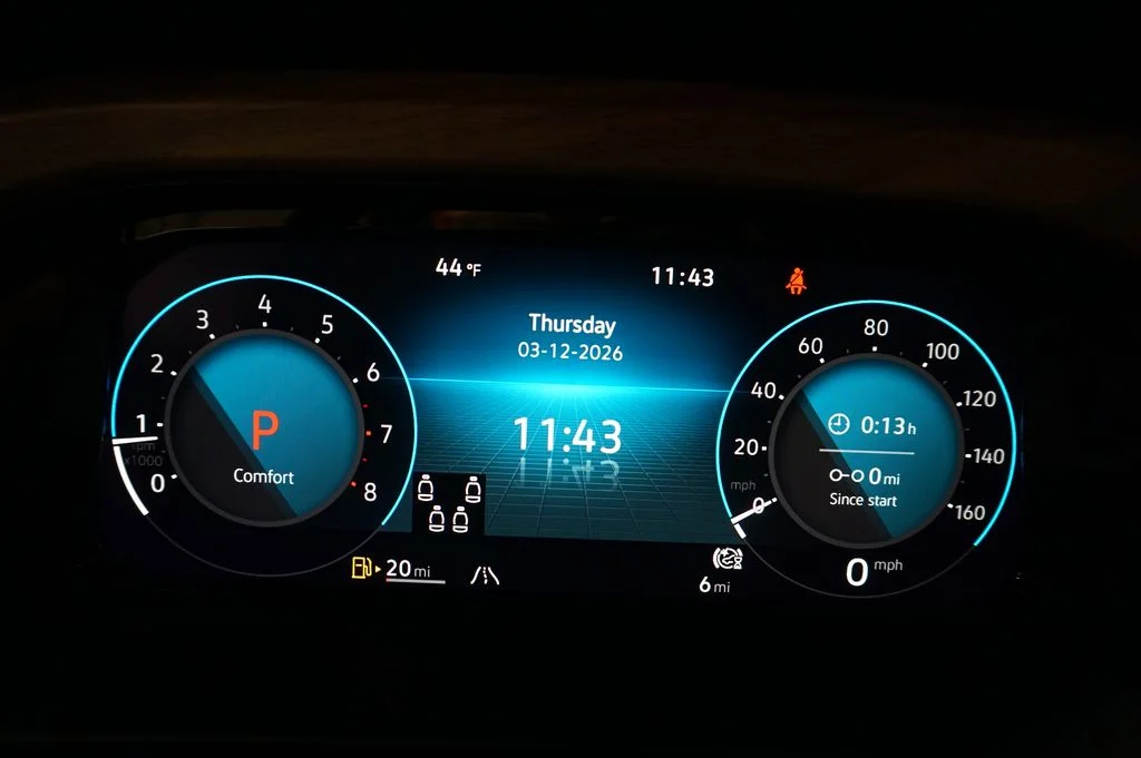 New 2026 Black Volkswagen 2.0T SE w/Technology image 25