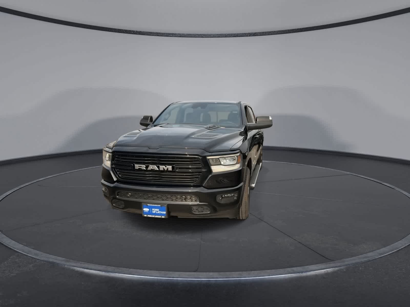 Used 2023 Diamond Black Crystal Pearlcoat Ram Laramie image 3