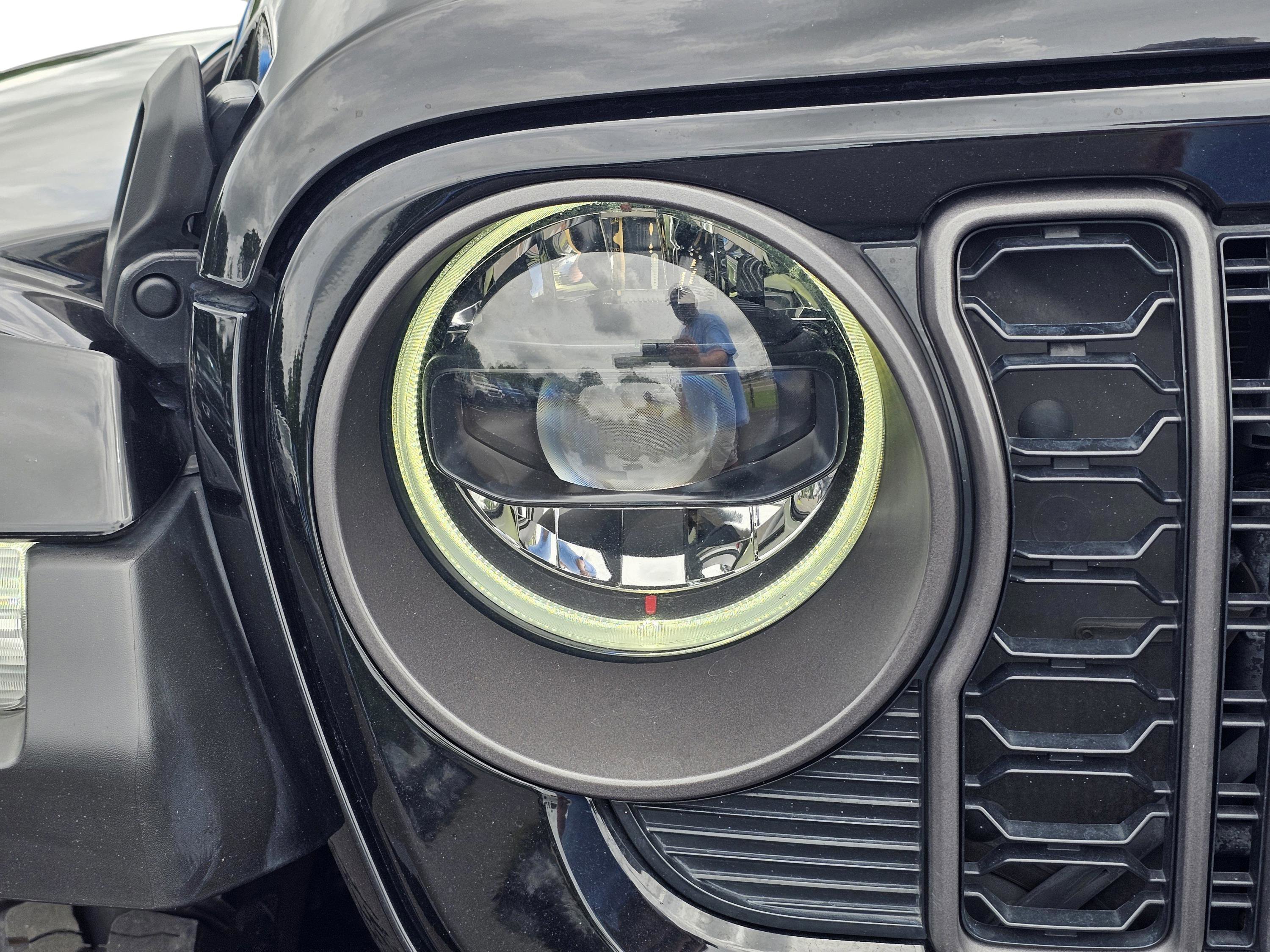 Used 2024 Black Clearcoat Jeep Rubicon 392 image 4