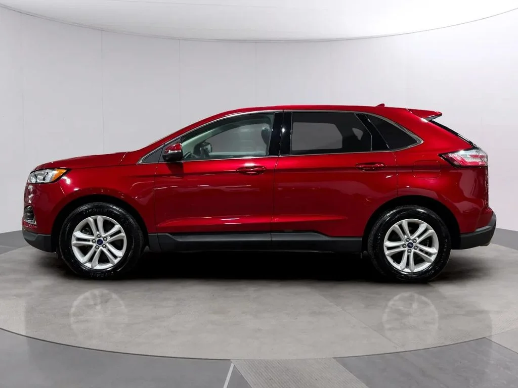 Used 2020 Rapid Red Metallic Tinted Clearcoat Ford SEL image 6