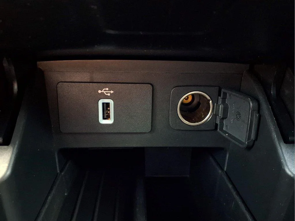 Used 2018 Oxford White Ford XLT image 25