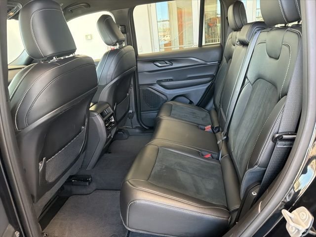 Used 2025 Black Jeep Altitude image 11
