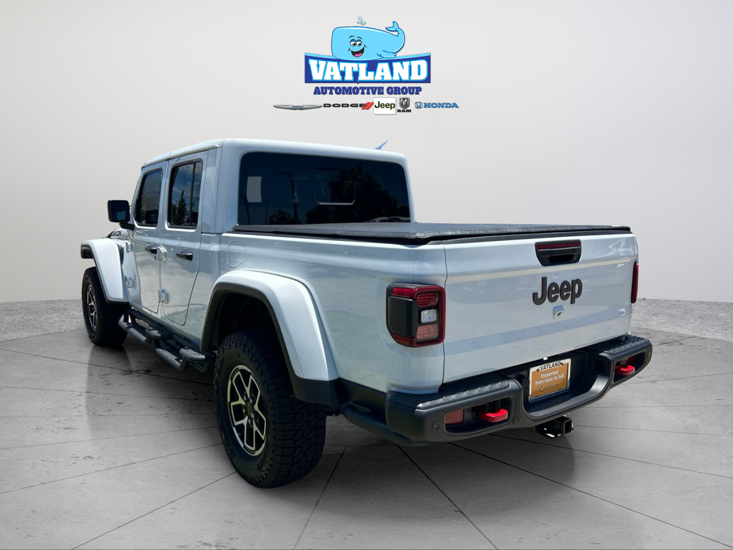 Used 2025 White Jeep Rubicon image 3