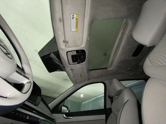 Used 2023 Black Hyundai Calligraphy image 19
