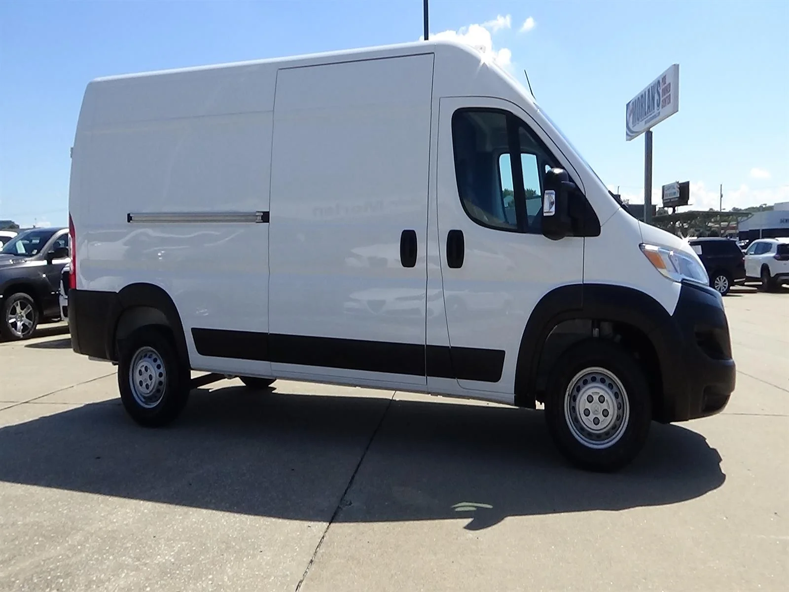 Used 2026 Bright White Clear Coat (pw7) RAM Tradesman 2500 image 5