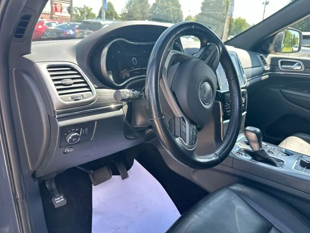 Used 2020 Blue Jeep Limited image 12