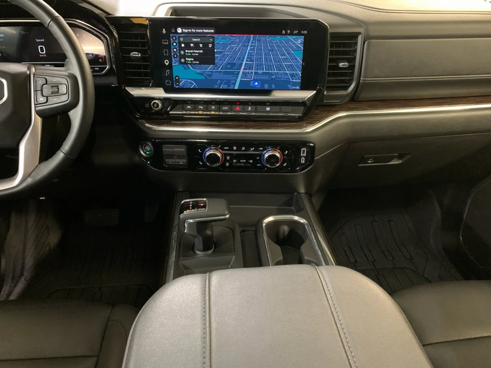 Used 2025 TITANIUM RUSH METALLIC GMC Elevation image 15