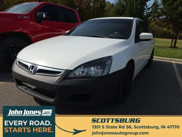 Used 2007 Taffeta White Honda SE image 1