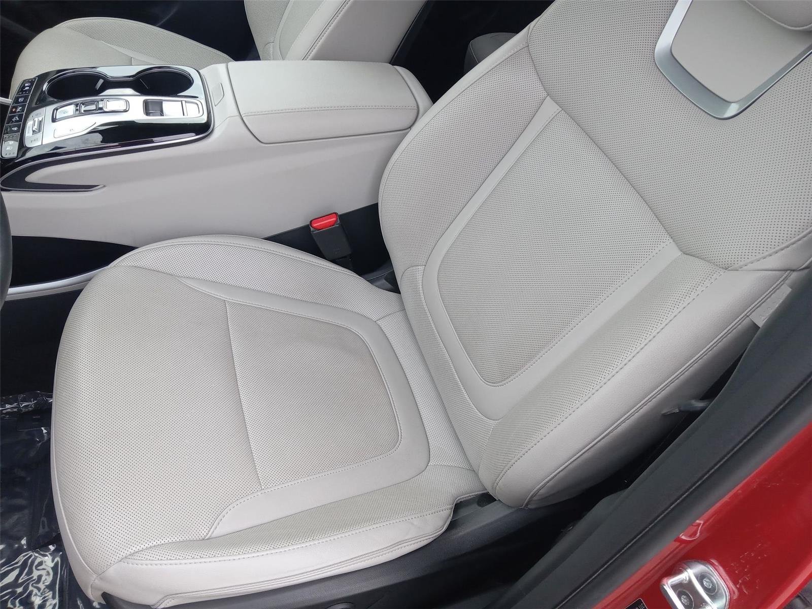 Used 2023 Red Hyundai Limited image 10