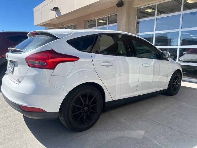 Used 2015 White Ford SE image 3