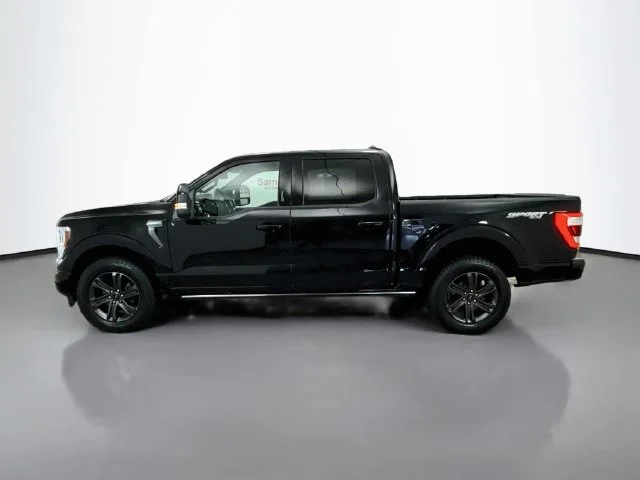 Certified Used 2023 Black Metallic Ford Lariat image 4
