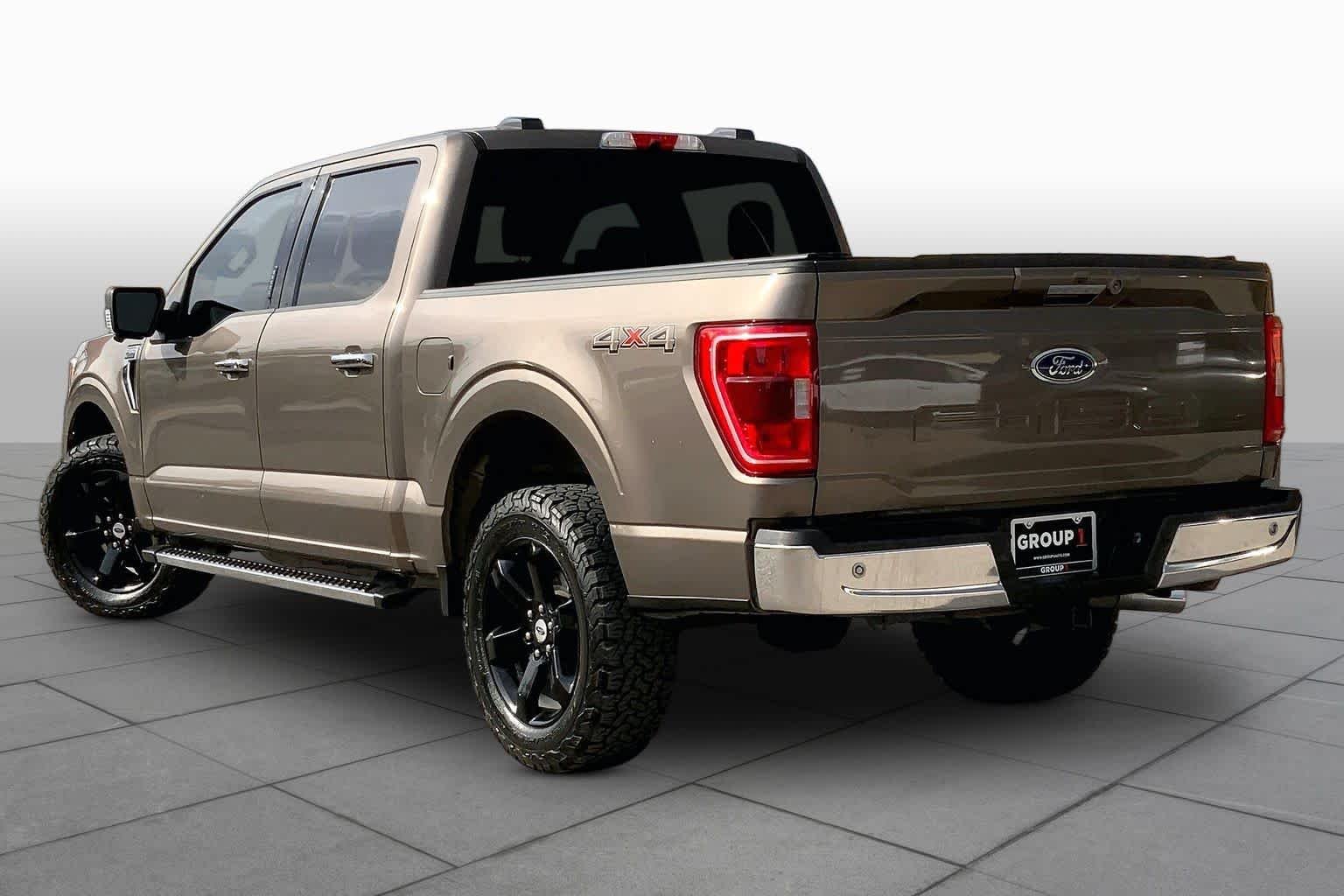 Used 2021 Stone Gray Metallic Ford XLT image 11