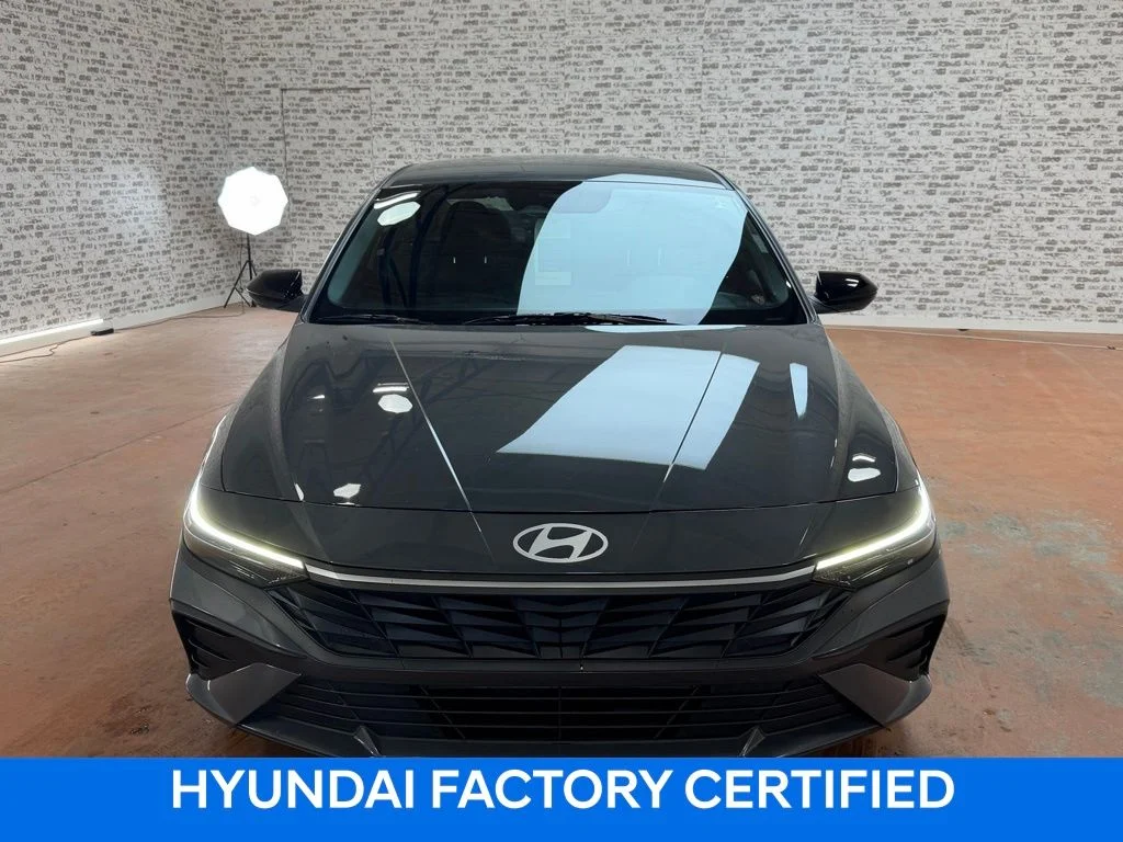 Certified Used 2025 Ecotronic Gray Hyundai SEL Sport image 2