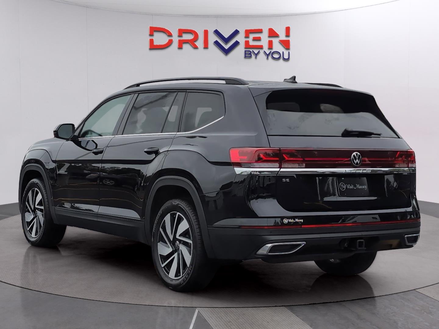 Used 2026 Silver Mist Metallic Volkswagen 2.0T SE w/Technology image 3