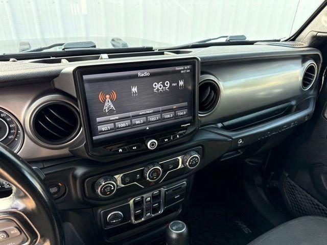Used 2020 Black Jeep Unlimited Sport S image 6
