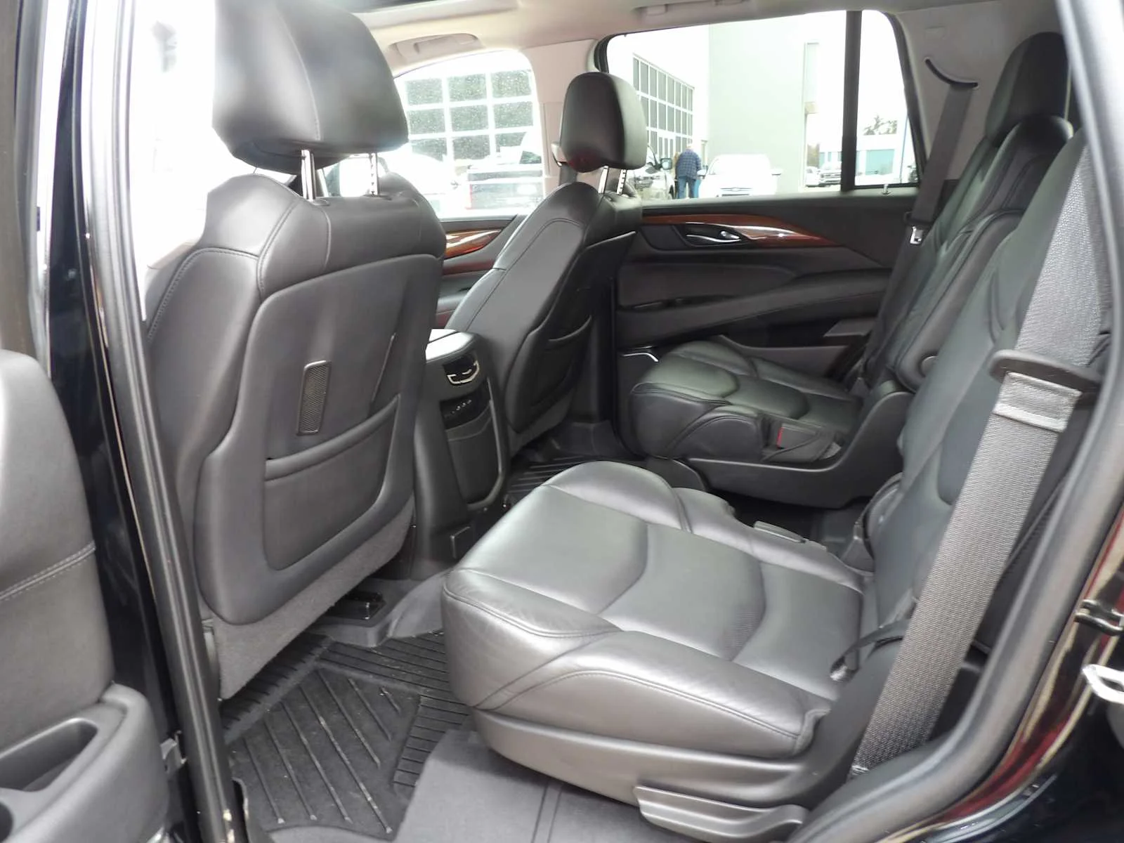 Used 2020 Black Cadillac Premium Luxury image 11