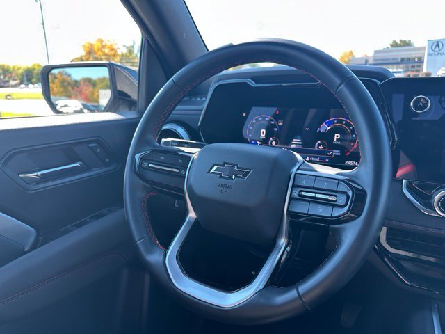 Used 2024 Gray Chevrolet Z71 image 27