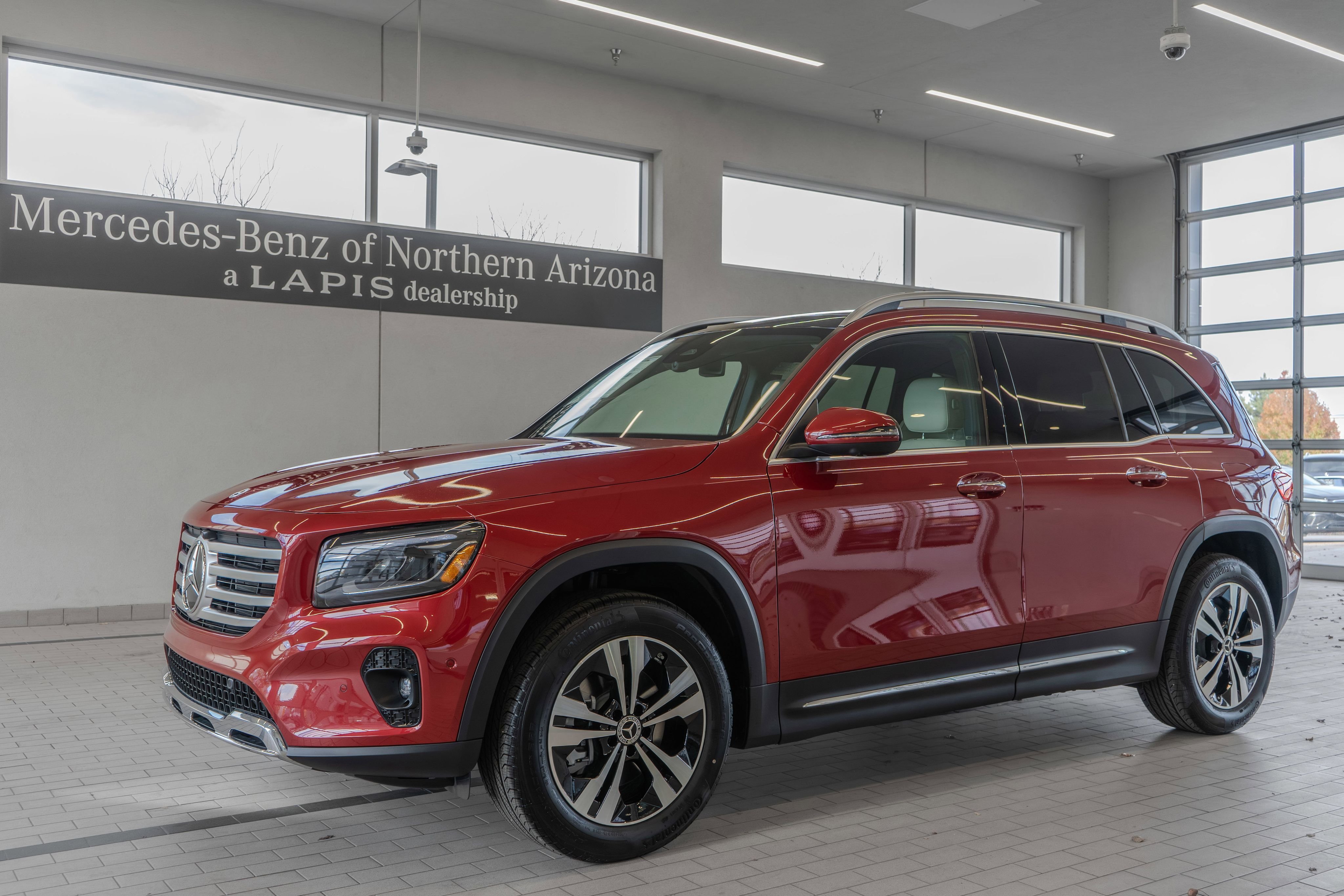 Used 2026 MANUFAKTUR Patagonia Red Metallic Mercedes-Benz GLB 250 image 3