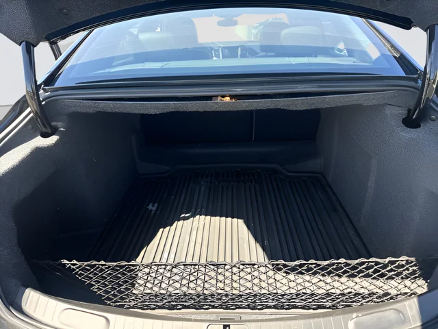 Used 2019 Black Chevrolet Premier image 21